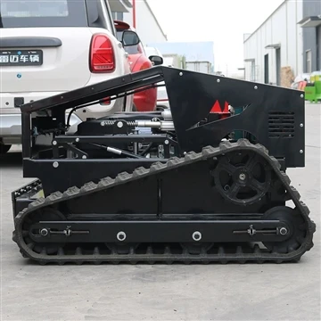 El robot cortacésped híbrido de cortacésped sobre orugas puede operar el trab...